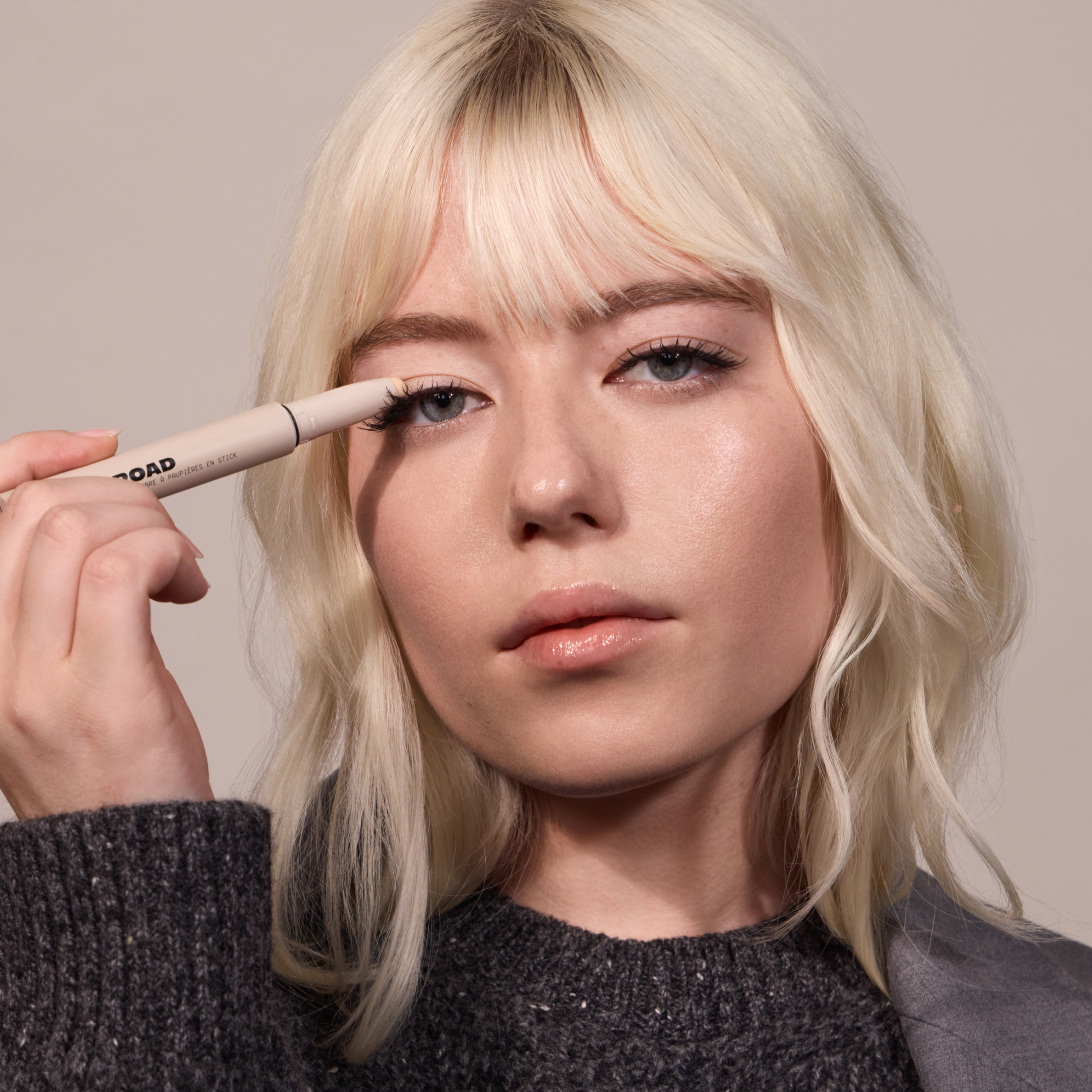 The Eyeshadow Stick - 图片 2